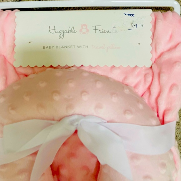 Baby girl blanket & pillow gift set - Picture 2 of 2